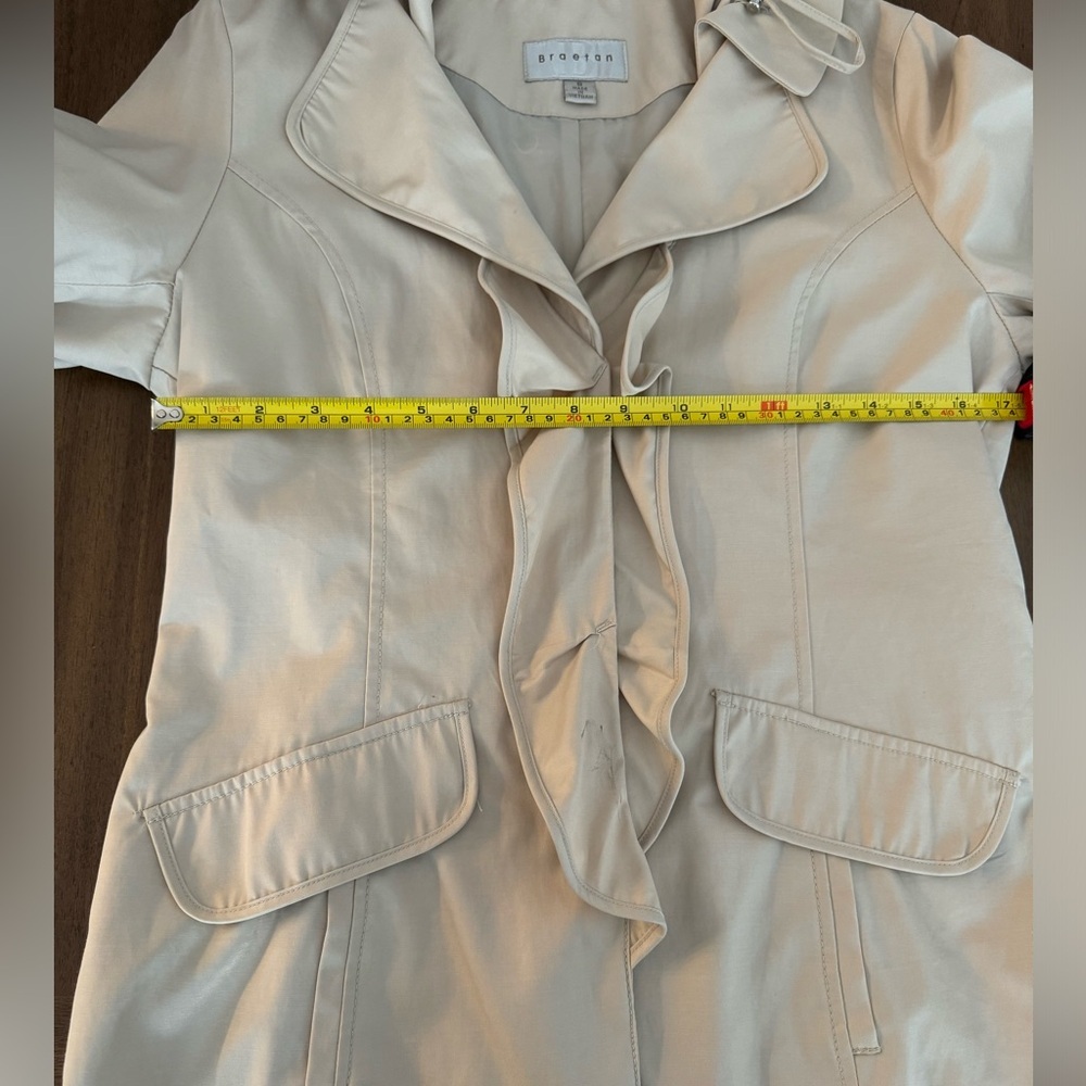 Breton Tan Jacket Ruffle Detail Size Small - Picture 5 of 9
